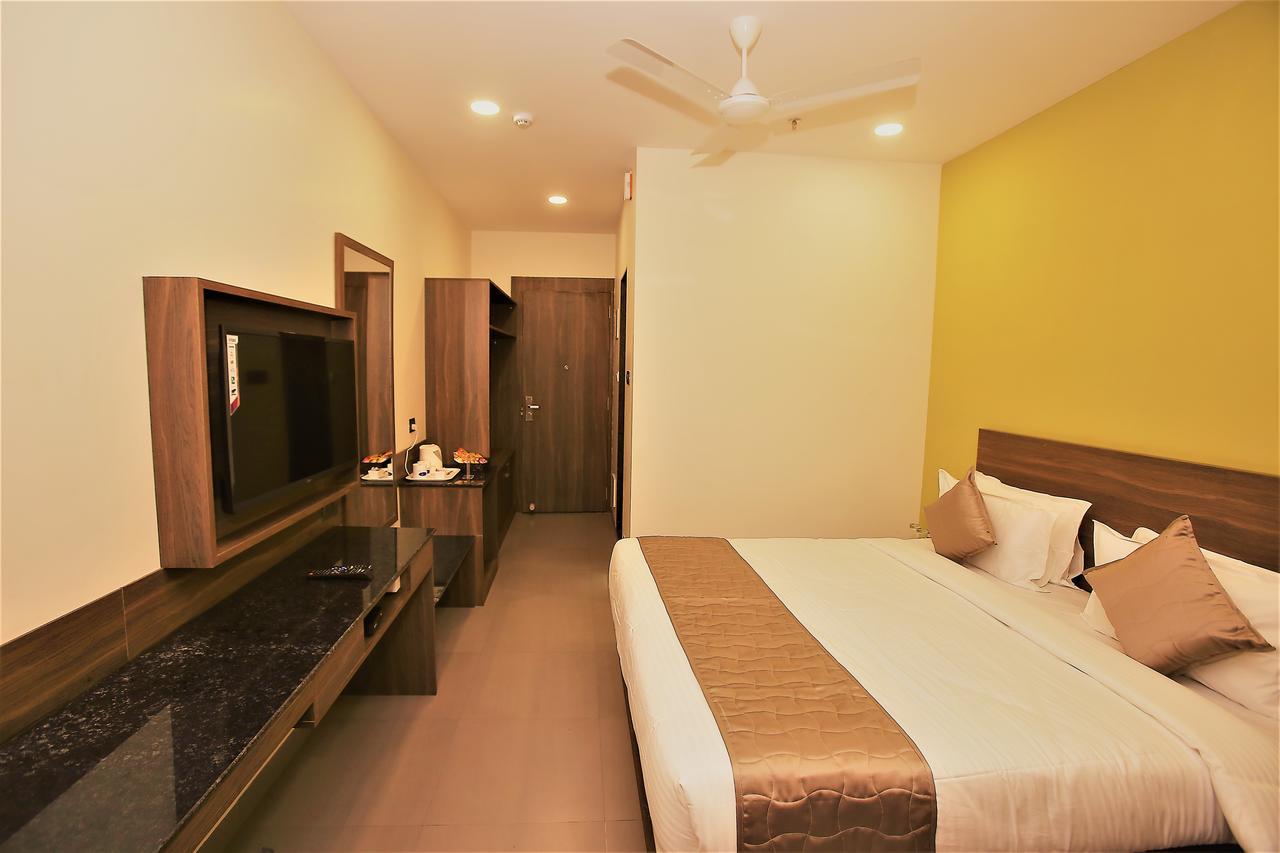 Genx Surat By 1589 Hotels Palsana (Gujarat) Exterior foto