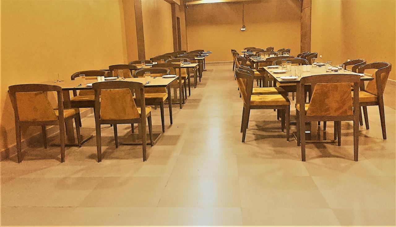 Genx Surat By 1589 Hotels Palsana (Gujarat) Exterior foto