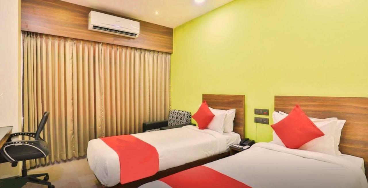 Genx Surat By 1589 Hotels Palsana (Gujarat) Exterior foto