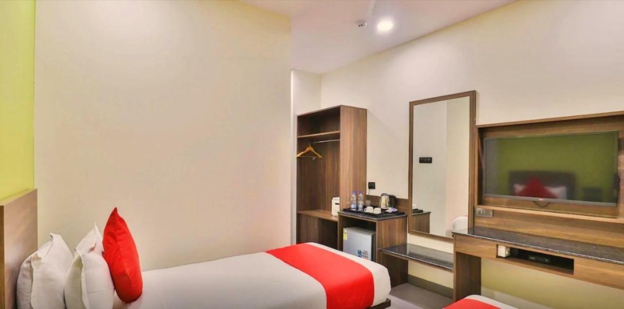 Genx Surat By 1589 Hotels Palsana (Gujarat) Exterior foto