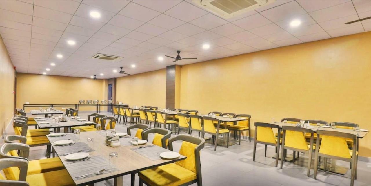 Genx Surat By 1589 Hotels Palsana (Gujarat) Exterior foto