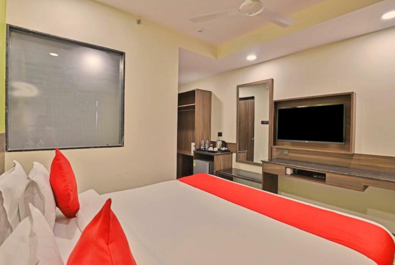 Genx Surat By 1589 Hotels Palsana (Gujarat) Exterior foto